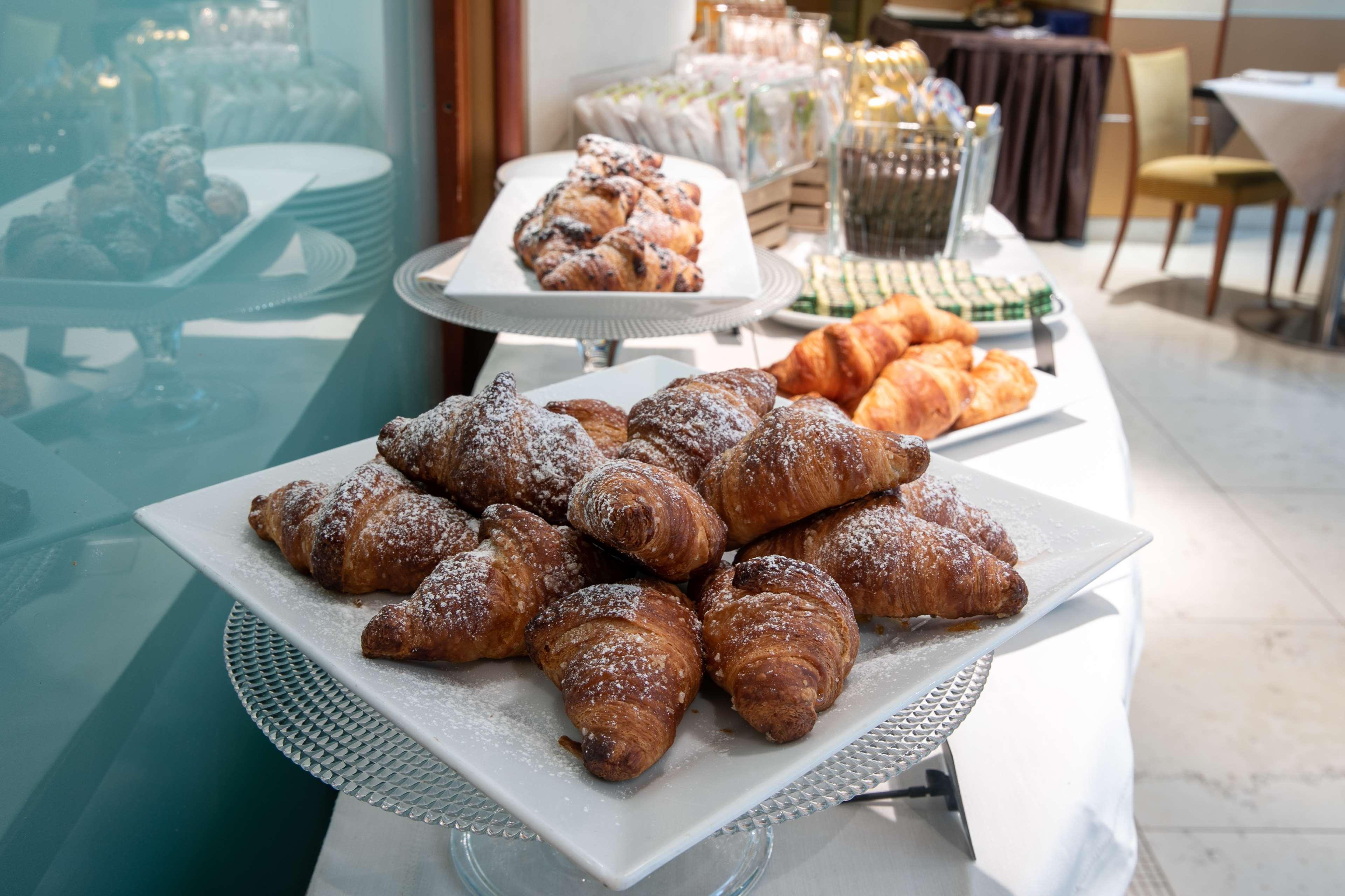 Cappello D'oro, Bw Signature Collection Hotel Bergamo
