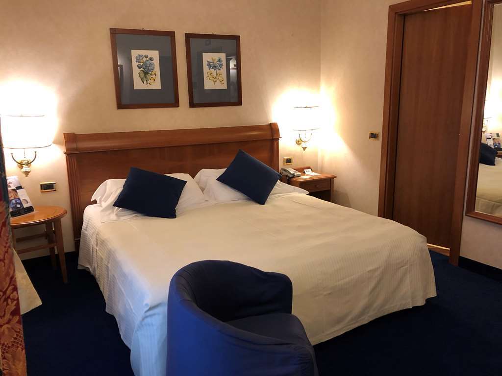 Hotel Western Cappello D'oro 4*